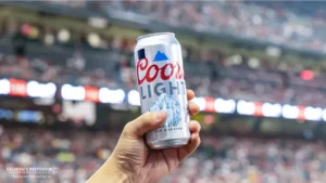 Coors-Light-Can-w-Missing-Square