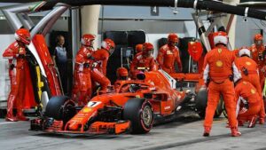 Ferrari-Pit-Crew